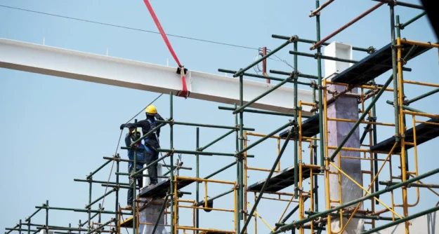eSafetyFirst - Scaffolding Safety in Canada: Ensuring Worker Safety at Heights